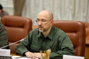 Ilustrační obrázek k Ukrajinský premiér ocenil pomoc Slovenska, jeho vylúčenie z NATO nepožadoval