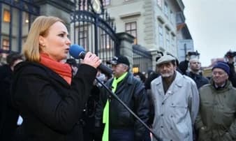 Ilustrační obrázek k 20 minut s Janou Černochovou