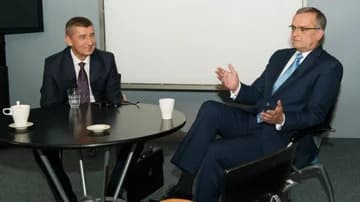 Ilustrační obrázek k Souboj titánů