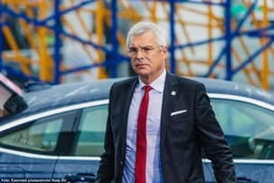 Ilustrační obrázek k Americký pas Ivana Korčoka pochádza z generátora falošných dokladov