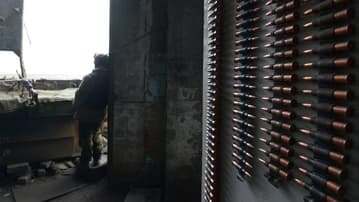 Ilustrační obrázek k Muž s vytetovanou svastikou je Rus, příspěvky ho mylně označují za ukrajinského vojáka