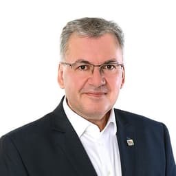 Peter Harvánek